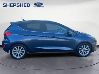 Używany Ford Fiesta Titanium 2022 Niebieski Hatchback
