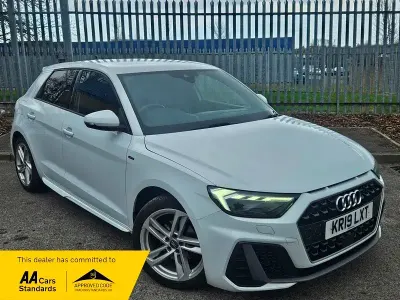 Usado Audi A1 Sportback S-Line 150 HP (110 kW) 2019 Branco Citadino