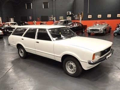 Ford Cortina