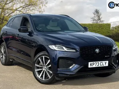Käytetty Jaguar F-Pace R-Dynamic 404 HP (297 kW) 2023 Sininen Katumaasturi