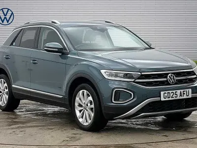Used VW T-Roc 150 HP (110 kW) 2025 SUV