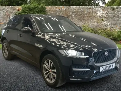 Used Jaguar F-Pace R-Sport 180 HP (132 kW) 2018 Black SUV