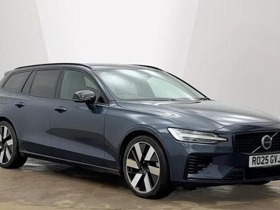 Used Volvo V60 CC Plus 250 HP (183 kW) 2023 Estate