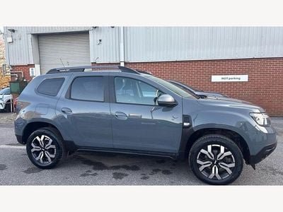 Begagnad Dacia Duster Journey 2023 Grå SUV