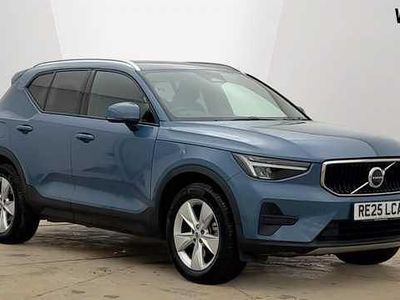 Used Volvo XC40 Core 161 HP (118 kW) 2025 SUV