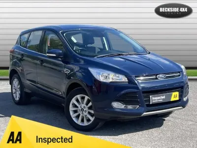 Usado Ford Kuga Titanium 150 HP (110 kW) 2016 Azul SUV