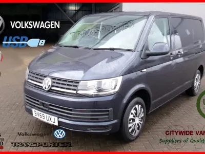 Begagnad VW Transporter Startline 102 HK (75 kW) 2019 Blå Van