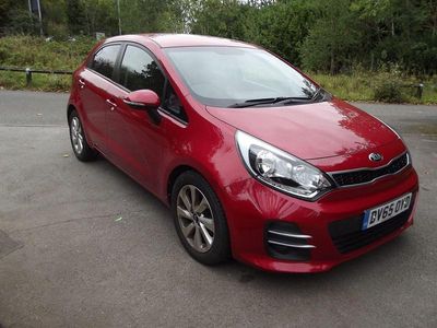 Red Used 2015 Kia Rio Hatchback | £5,495 (Fair price)