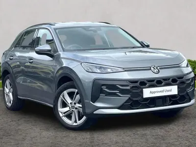 Used VW T-Roc Life 150 HP (110 kW) 2026 Grey SUV