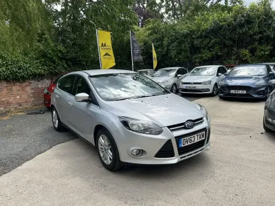 Używany Ford Focus Titanium 125 KM (91 kW) 2013 Srebrny Hatchback