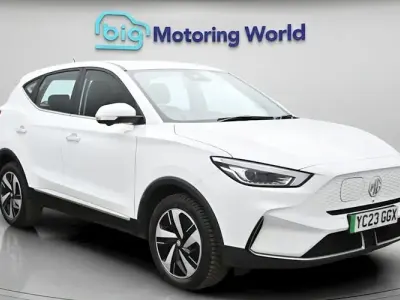 Usado MG ZS SE 114 kW (156 CV) 2023 Blanco SUV
