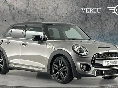 Used Mini Cooper S Comfort 192 HP (141 kW) 2019 Silver Hatchback