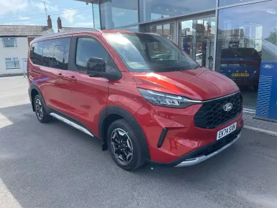 Used Ford Tourneo Custom Active 170 HP (125 kW) 2024 Red Van