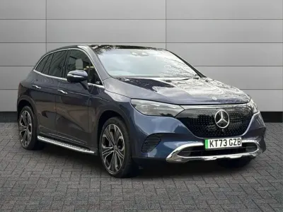 Usado Mercedes EQE350 Business 211 kW (288 HP) 2023 Azul Sedan