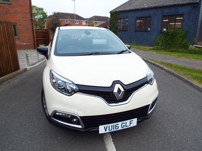 Second-hand Renault Captur Dynamique 90 CP (66 kW) 2016 Bej SUV