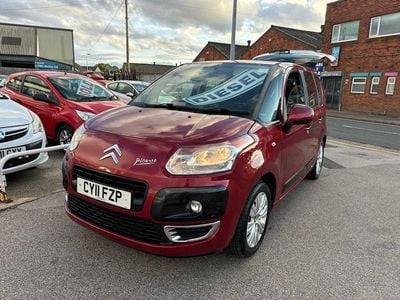 Used Citroën C3 Picasso VTR Sport 90 HP (66 kW) 2011 Red MPV