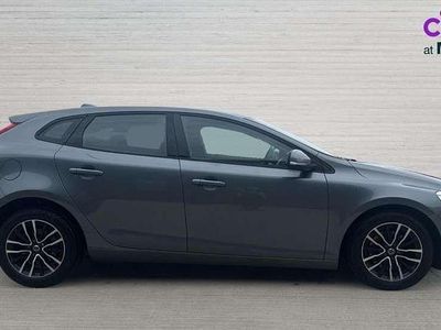 Used Volvo V40 Momentum 120 HP (88 kW) 2018 Grey Hatchback