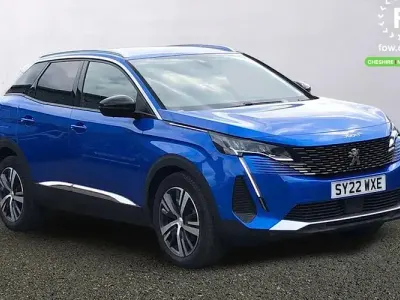 Używany Peugeot 3008 Allure Premium 131 KM (96 kW) 2022 Niebieski SUV