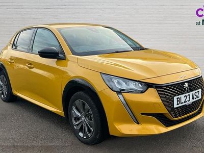 Used Peugeot e-208 Allure+ 100 kW (136 HP) 2023 Yellow Hatchback