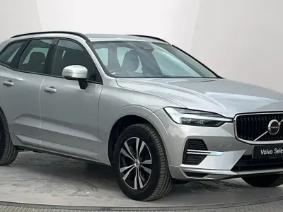 Used Volvo XC60 Core 250 HP (183 kW) 2023 Silver SUV