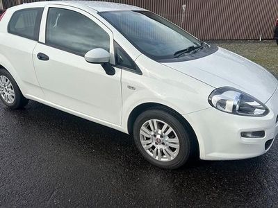 Used Fiat Punto Pop 2015 White Hatchback