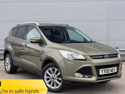 Usado Ford Kuga Titanium 180 HP (132 kW) 2015