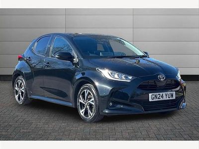 Used Toyota Yaris Hybrid Design 116 HP (85 kW) 2024 Black Hatchback