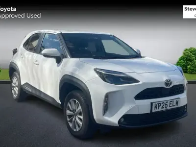 Used Toyota Yaris Cross 116 HP (85 kW) 2025 White SUV