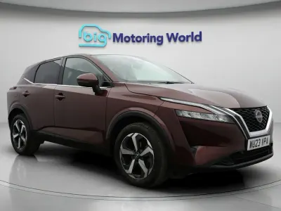 Used Nissan Qashqai N-Connecta 140 HP (102 kW) 2023 Red SUV
