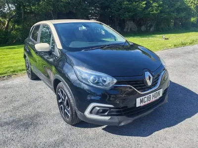 Second-hand Renault Captur Iconic 90 CP (66 kW) 2018 Negru SUV