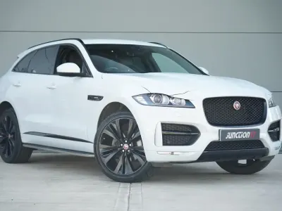 Used Jaguar F-Pace R-Sport 240 HP (176 kW) 2019 White SUV