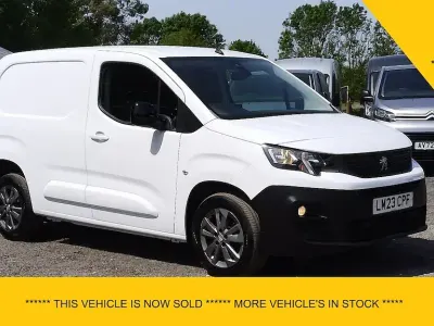 Used Peugeot Partner Premium 131 HP (96 kW) 2023 White MPV
