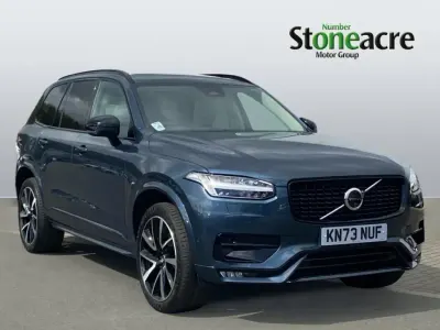 Używany Volvo XC90 Plus 235 KM (172 kW) 2023 Niebieski SUV