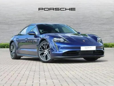 Usado Porsche Taycan 350 kW (476 CV) 2022 Azul Berlina