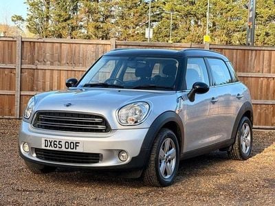 Silver Used 2015 Mini Cooper Hatchback | £6,700 (Good price)