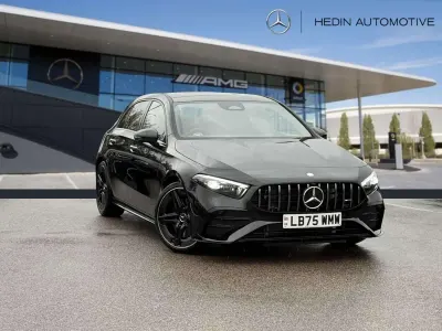 Usado Mercedes A35 AMG Premium Plus 306 HP (225 kW) 2025 Preto Citadino