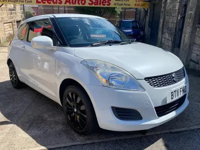 Used Suzuki Swift SZ3 94 HP (69 kW) 2011 White Hatchback