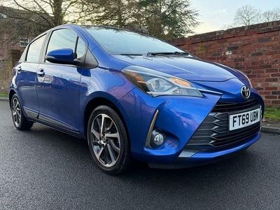 Used Toyota Yaris 111 HP (81 kW) 2020 Blue Hatchback