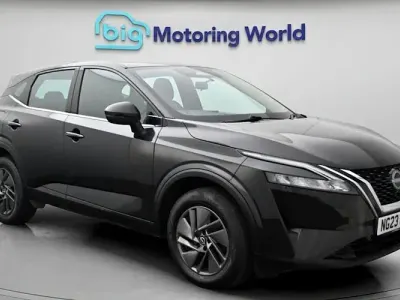 Used Nissan Qashqai Acenta Premium 140 HP (102 kW) 2023 Black SUV