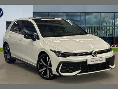 New VW Golf VIII GTE 267 HP (196 kW) 2026 White Hatchback