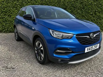 Used Vauxhall Grandland X Sport 130 HP (95 kW) 2019 Blue SUV