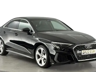 Usado Audi A3 S-Line 150 HP (110 kW) 2022 Preto Sedan