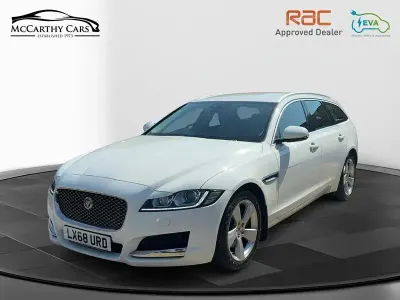 Used Jaguar XF Portfolio 247 HP (181 kW) 2018 White Estate