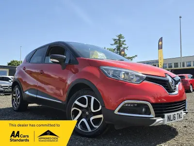 Used Renault Captur Signature 90 HP (66 kW) 2016 Red SUV