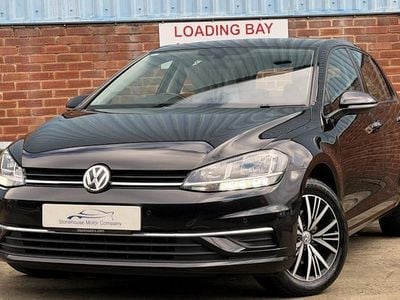 Black Used 2018 VW Golf VII SE Hatchback | £9,245 (Fair price)