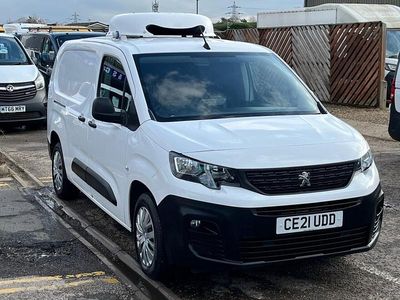 Used Peugeot Partner 2021 White MPV