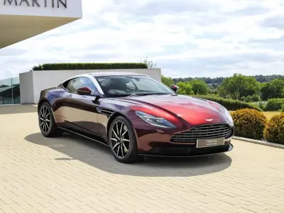 Used Aston Martin DB11 502 HP (369 kW) 2018 Red Coupe