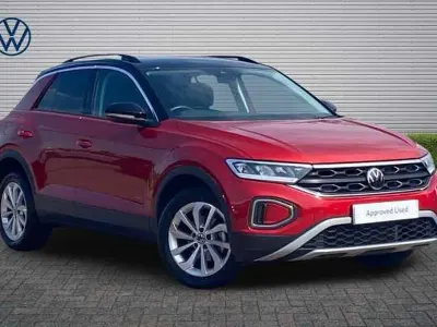 Used VW T-Roc Match 115 HP (84 kW) 2025 Red SUV