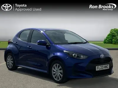 Used Toyota Yaris 2023 Blue Hatchback
