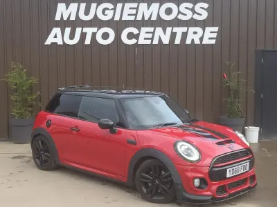 Used Mini Cooper S Hatch 2018 Red Hatchback